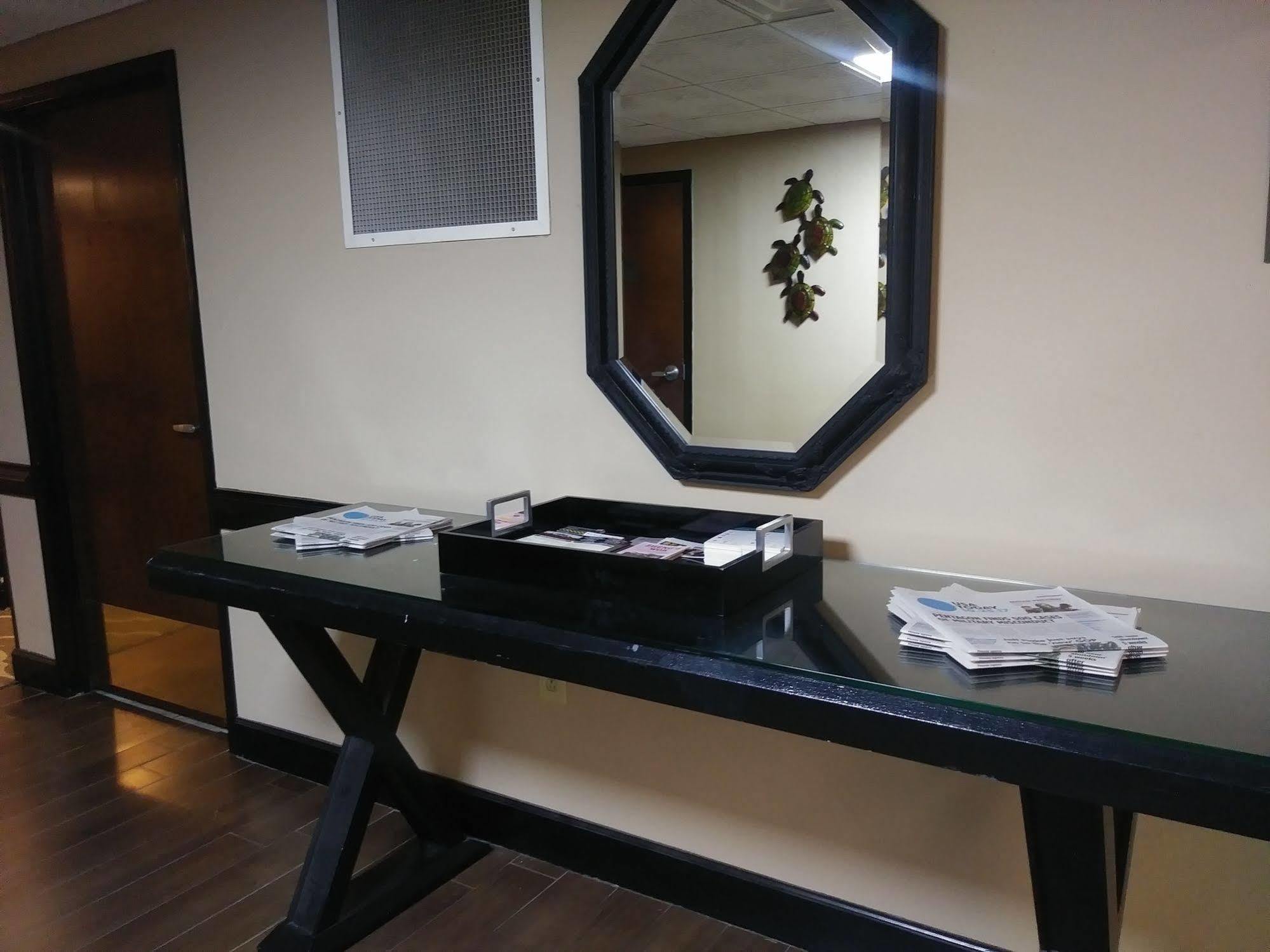 Comfort Inn & Suites Macon North I-75 Zewnętrze zdjęcie